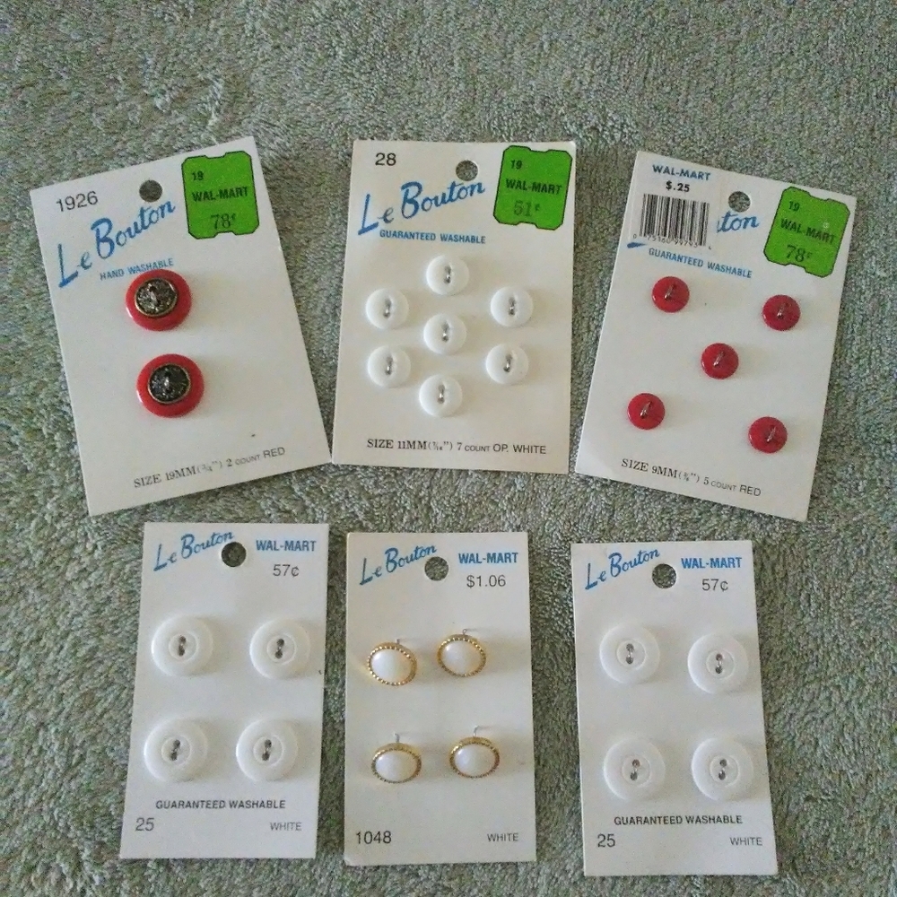 Vintage Le Bouton 59  buttons